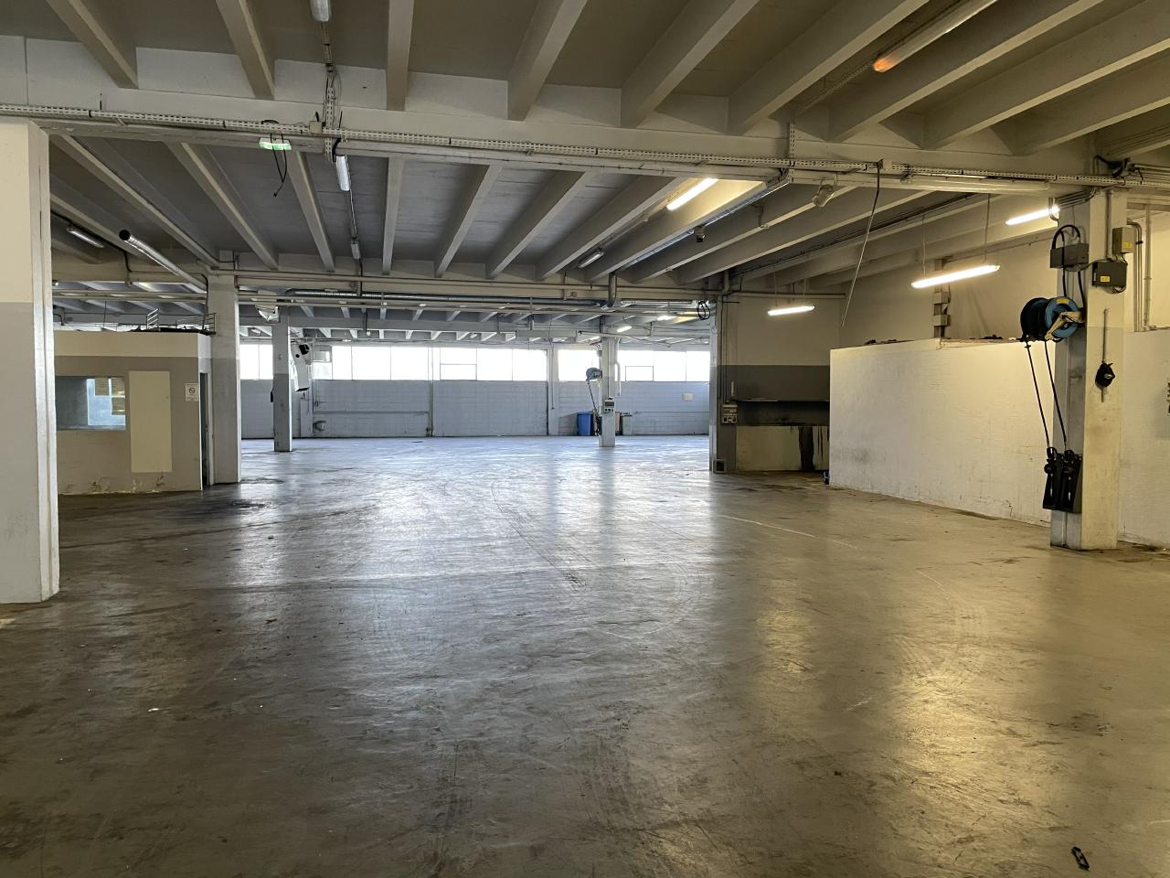 Local d'activité Aulnay-sous-Bois 2100m² Location local d'activité Aulnay-sous-Bois Seine-Saint-Denis OLACT2421419 0